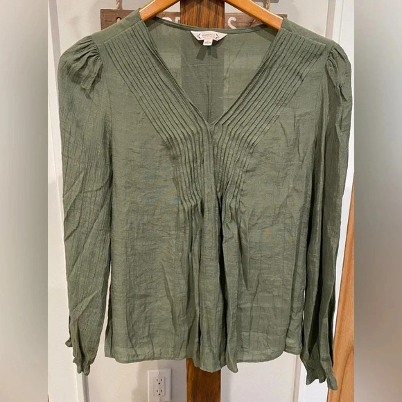 Nanette Lepore Women’s Green Smocked Pleated Long Sleeve Boho Blouse Small EUC - Picture 2 of 8